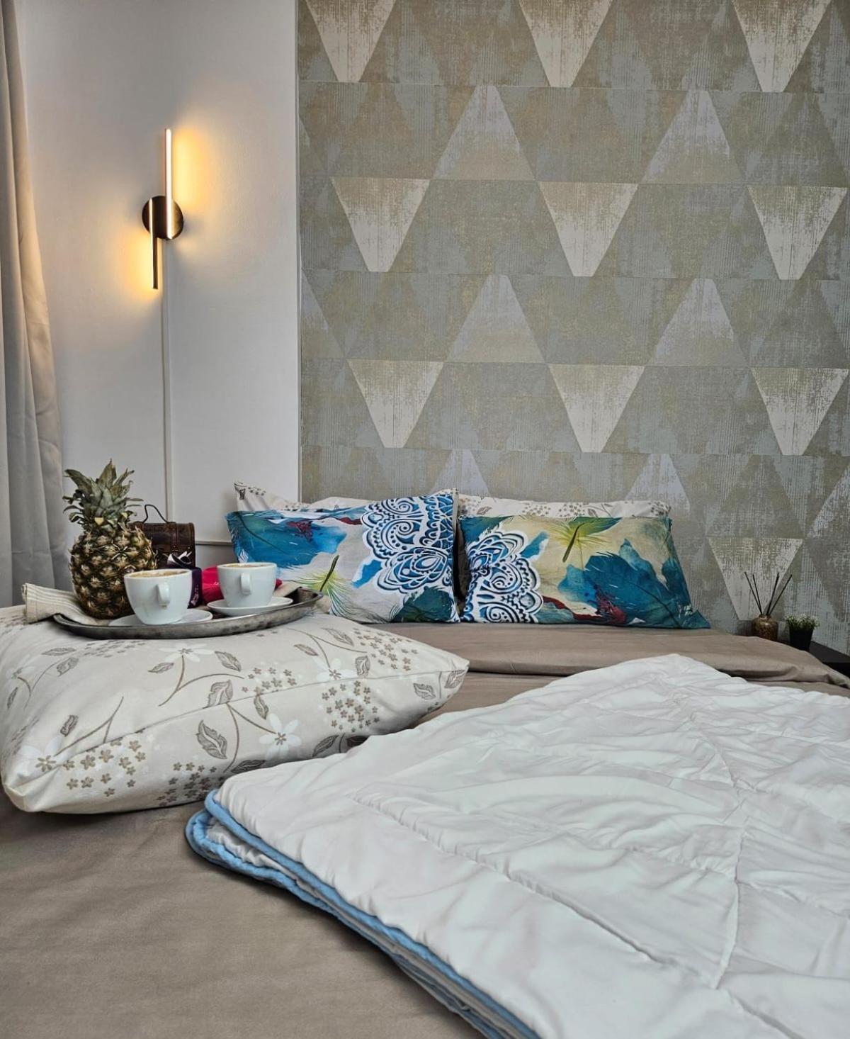 Kiwi Apart-Hotel 1Br Wi-Fi Free - Close To Old Town - Cozy Location - Shorter Or Longer Stay - R&M Boutique บูคาเรสต์ ภายนอก รูปภาพ